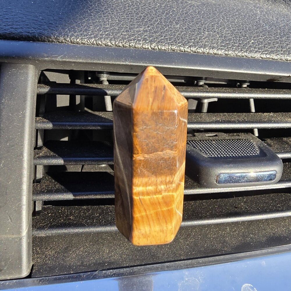 Tiger Eye Crystal Tower Point Car Vent Clip